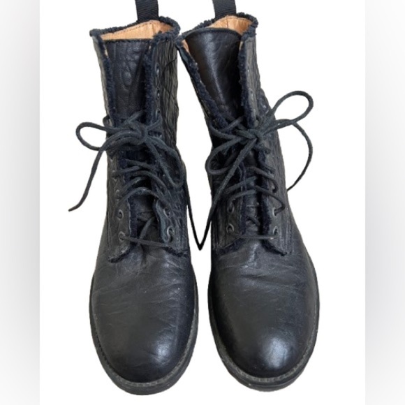 John Fluevog Womens Free Your Sole Lace Up Pebbled Leather Combat Boots. Size 9 - Picture 2 of 9